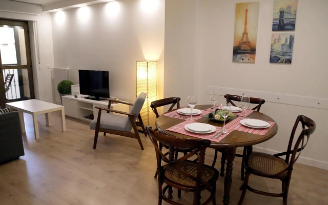 Plaza Monterrey parking opcional by Salamancavacacional