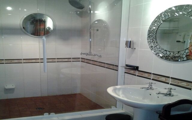 Roosfontein Bed and Breakfast and Conference Centre