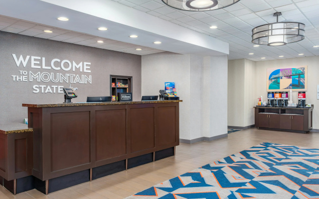 Hampton Inn & Suites Parkersburg Downtown