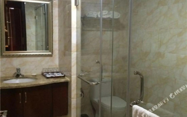 Qingteng Yisu Hotel (Shengzhou Chinese Yue Opera Art City Wuyue Plaza)