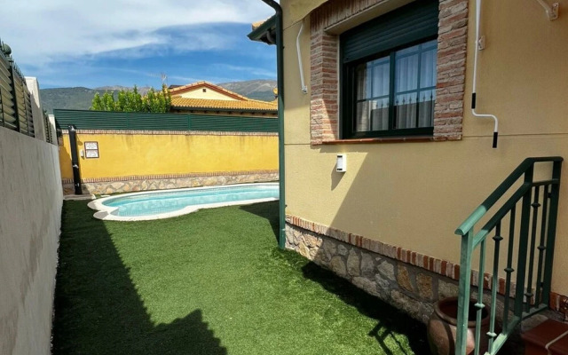 Belvilla by OYO Single Chalet en La Adrada