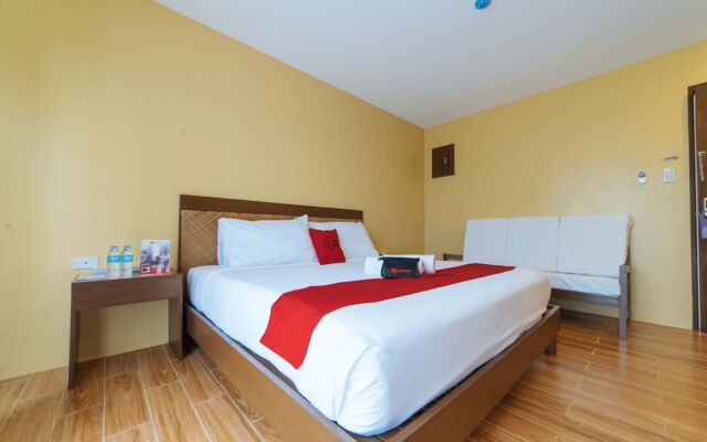 Hotel Alunsina by RedDoorz