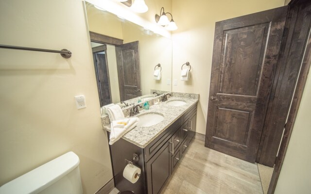 Alders 42 Outpost Dr