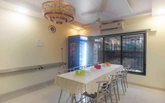 Hotel Daisy Residency