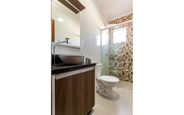 Apto com suíte ótima localização Ingleses TER301