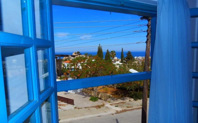 Light & Blue Marelia Apartments