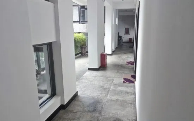 Dali City Shuanglang Town Six rooms Inn – Hotel Rooms – Dali