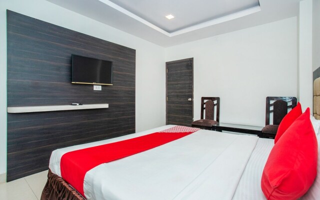 OYO 5641 Hotel Corporate Park Inn