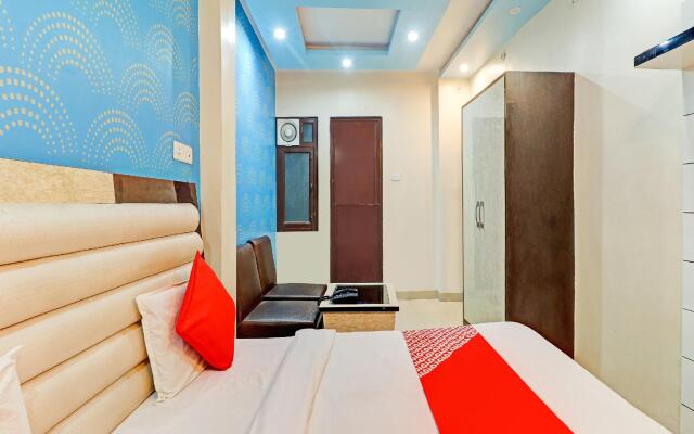 OYO 75137 Hotel Shree Narayan Regency