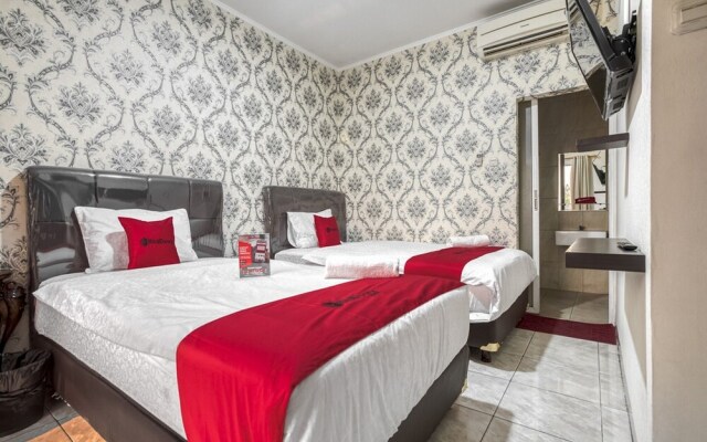 Homey Residence