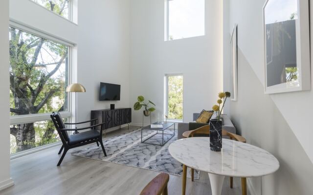 Abode Philadelphia - Center City Convention Center