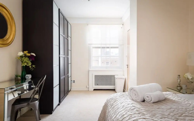 2-bed 2-bath in the Heart of London