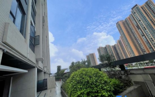 Jiangmen Yufeng Apartment