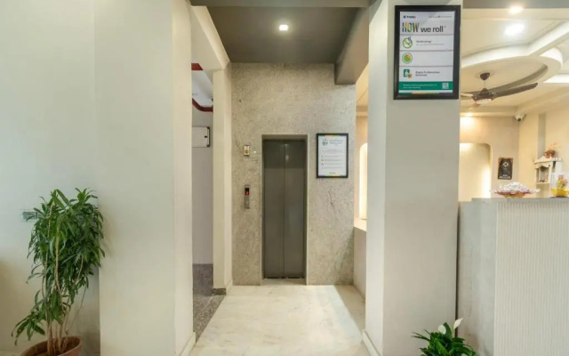 Treebo Aashirwad Bliss Inn With Swimming Pool
