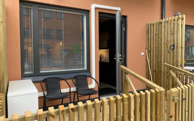 City Home Alvari, free parking