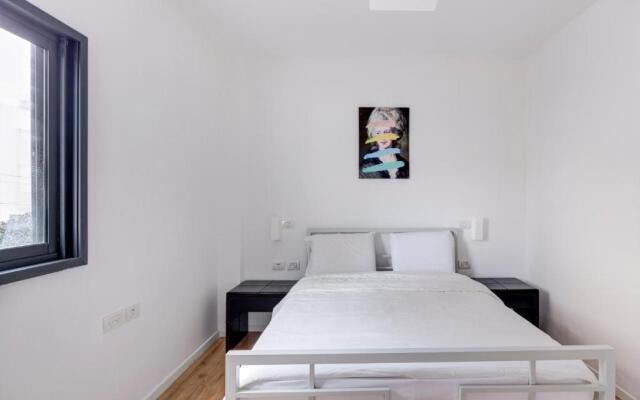 Nordau BLVD 2 Bedrooms