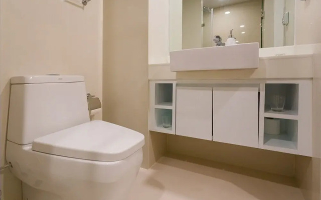 The Aristo Phuket Resort 11