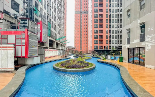RedLiving Apartemen Transpark Juanda - Kamarku Tower Jade with Netflix
