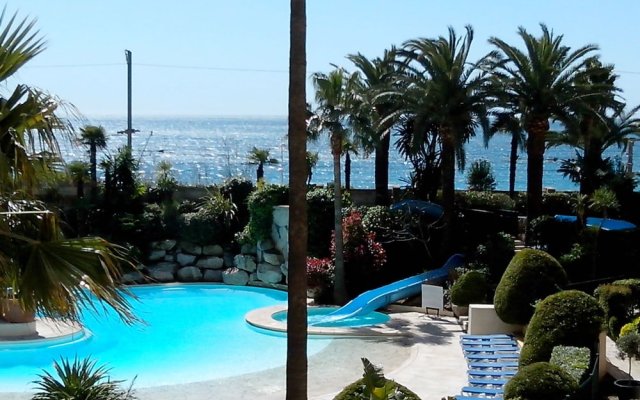 Cannes design vue mer