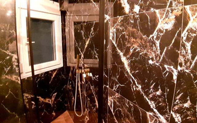 Apartments 77 Νικη