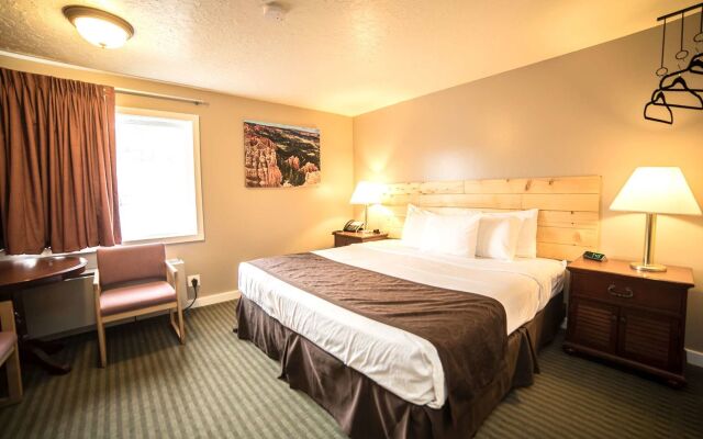 Red Ledges Inn