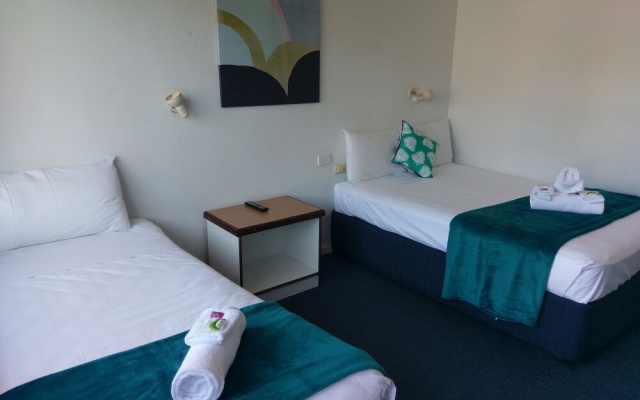 Bargara Beach Hotel Motel – Guest Rooms – Bargara