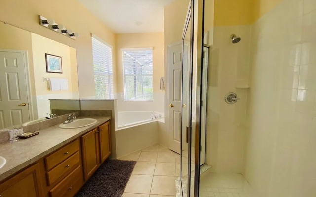 Fransicso's Calabay Parc Vacation Home