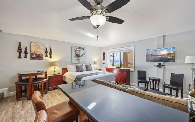 125 Bldg B Condo