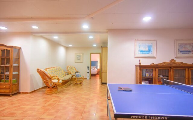 Twelve guest 6bedrooms Villa Montecarlo