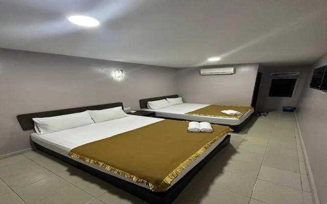 OYO 91119 Hotel D Lima Inn