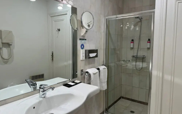 Château Le Prieuré - La Maison Younan