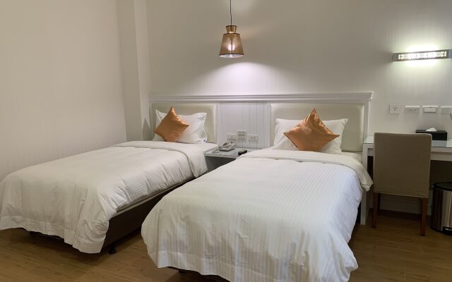 Joy Hotel