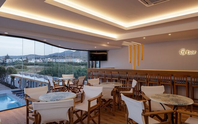 Golden Bay Boutique Hotel & Bungalows