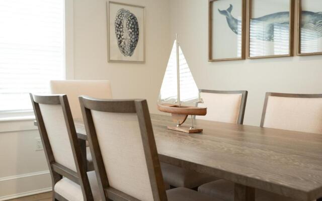 Thomas Sea Suites at Harbourtown