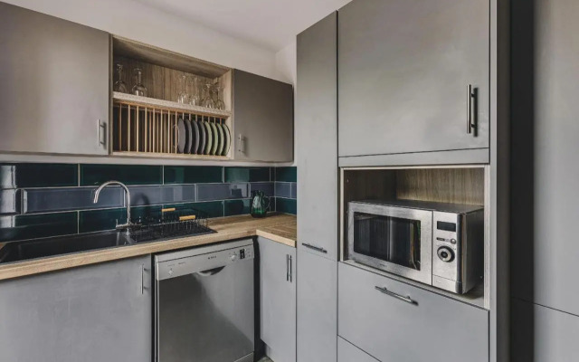 Heron House - Luxury Grand Designs Eco Home