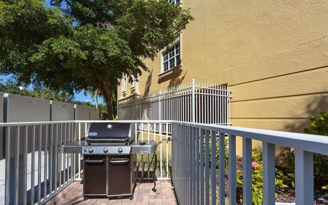 Bella Lago 322