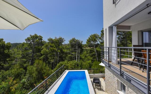 Villa Mirta