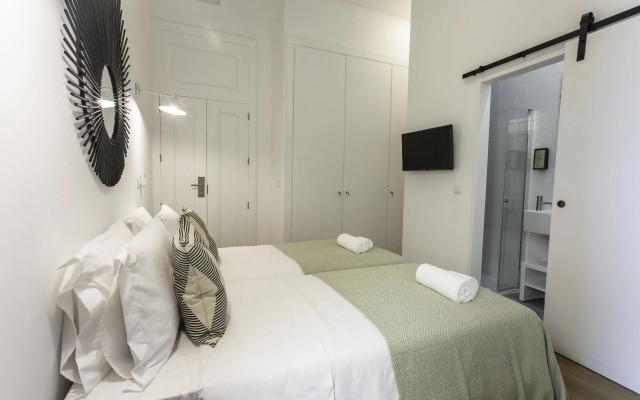 Alameda Exclusive House