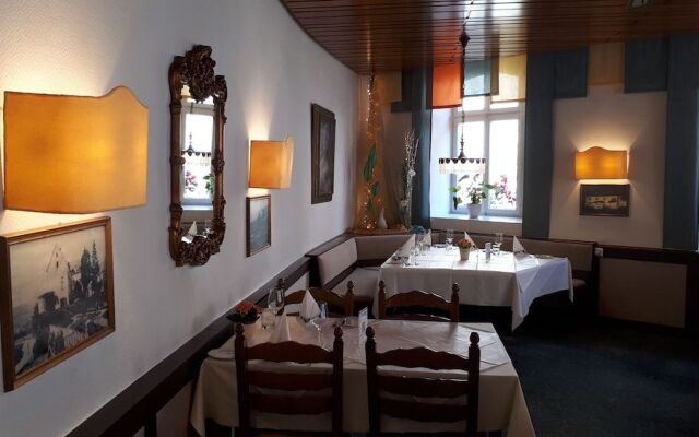 Prisma Hotel Burg Bollendorf