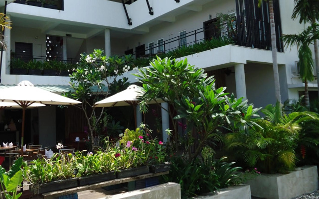 MEN's Resort & Spa 