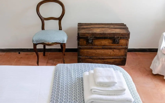 ALTIDO Pretty House in Vernazza Middle Apartment