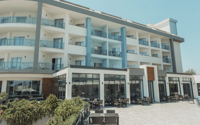Seashell Resort & Spa