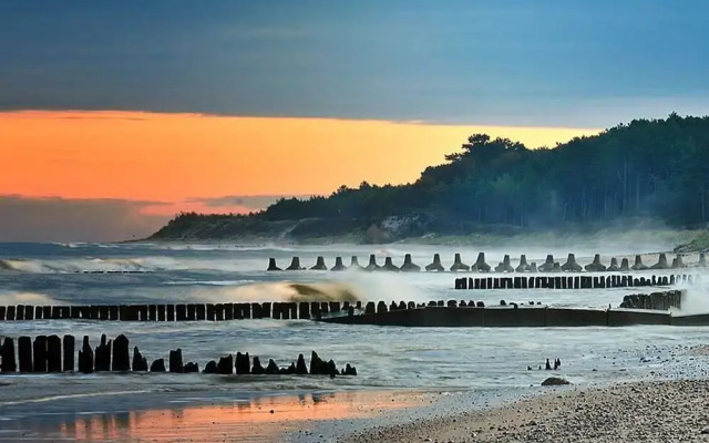 Cottage in Jaroslawiec Near Seaside Beach