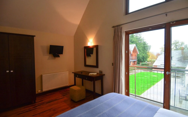 Northbrook Park Mews