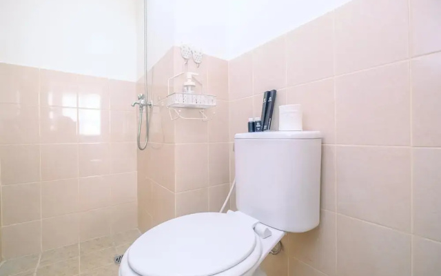 Comfortable and Lovely Studio Podomoro Golf View Apartment