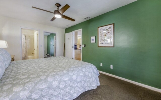 Dancing Dolphin 4 Bedroom Home by RedAwning