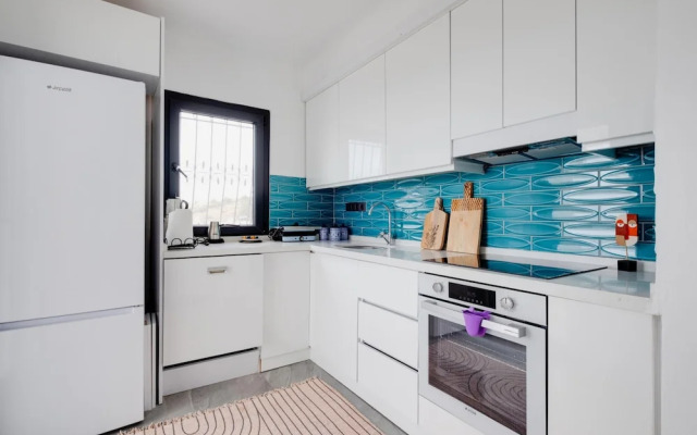 Villa With Sea View Balcony 6 min to Beach