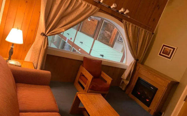 Fireside Inn & Suites Gilford