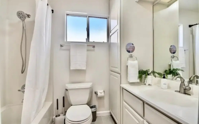 @ Marbella Lane - Stylish Cozy4br in Siliconvalley