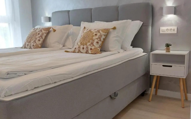 Villa Crystal Aenona